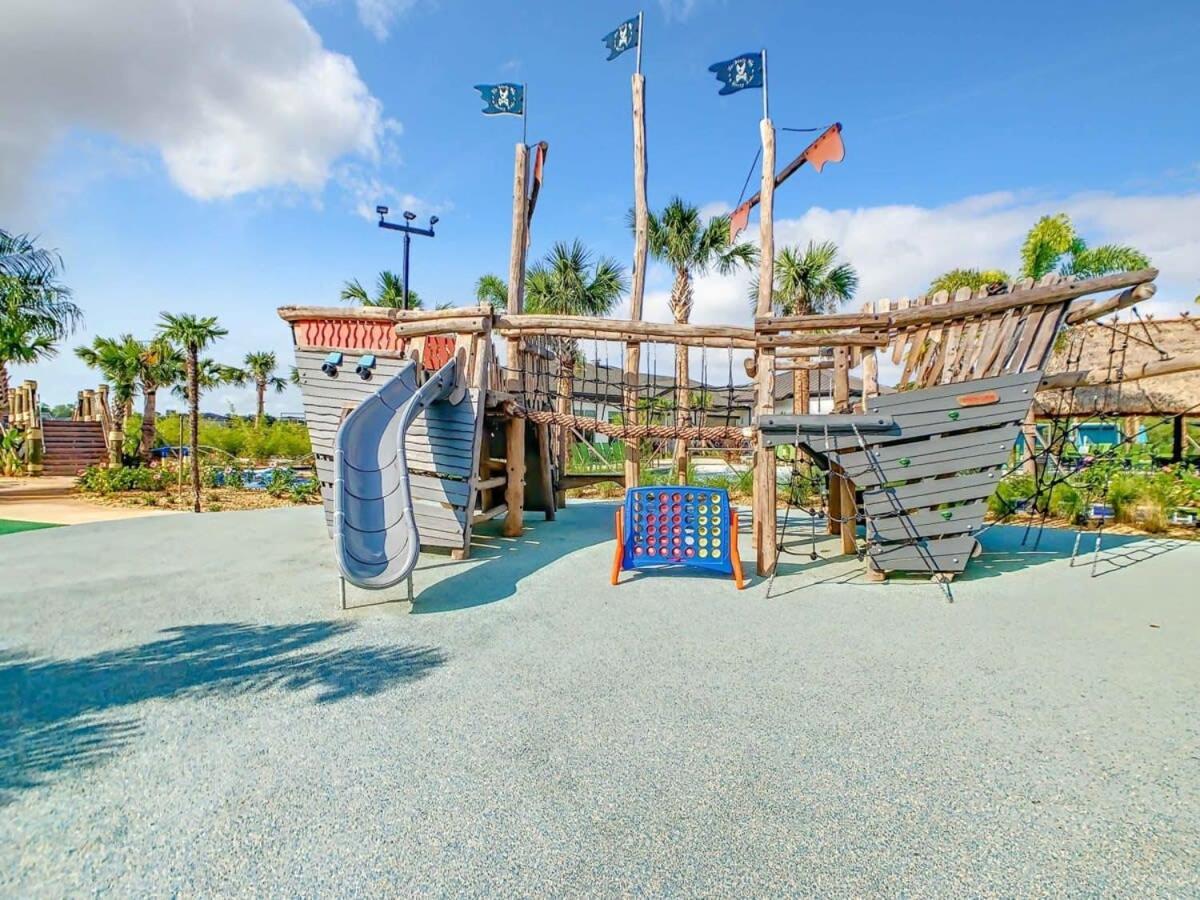 Gorgeous 2Br Lakeview Condo With Waterpark Kissimmee Bagian luar foto
