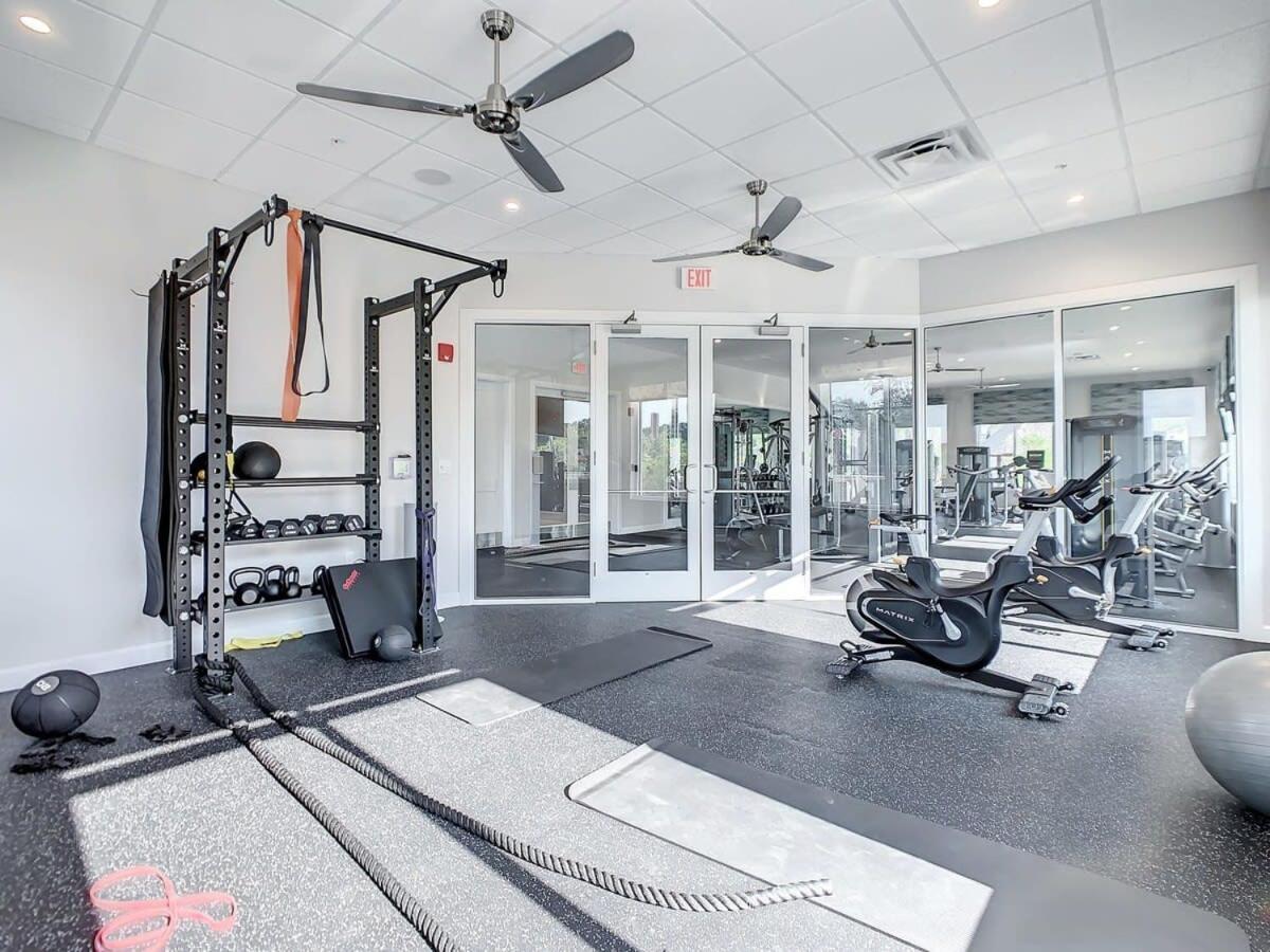 Gorgeous 2Br Lakeview Condo With Waterpark Kissimmee Bagian luar foto