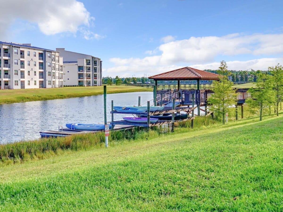 Gorgeous 2Br Lakeview Condo With Waterpark Kissimmee Bagian luar foto