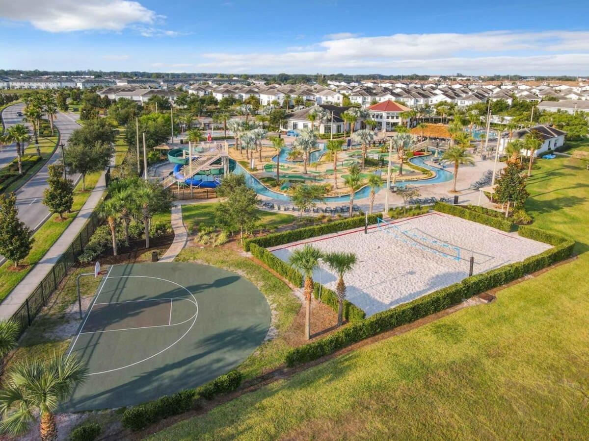 Gorgeous 2Br Lakeview Condo With Waterpark Kissimmee Bagian luar foto