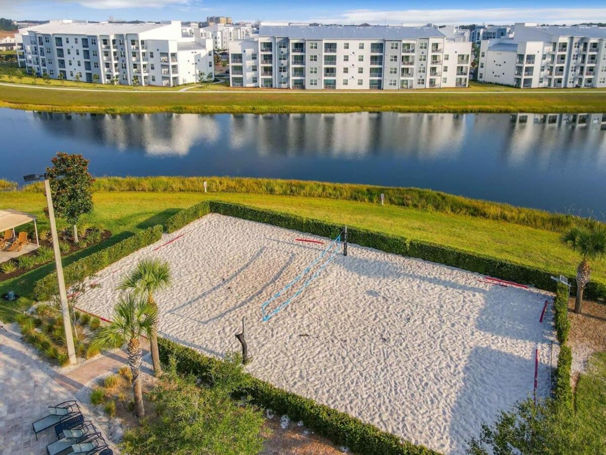 Gorgeous 2Br Lakeview Condo With Waterpark Kissimmee Bagian luar foto
