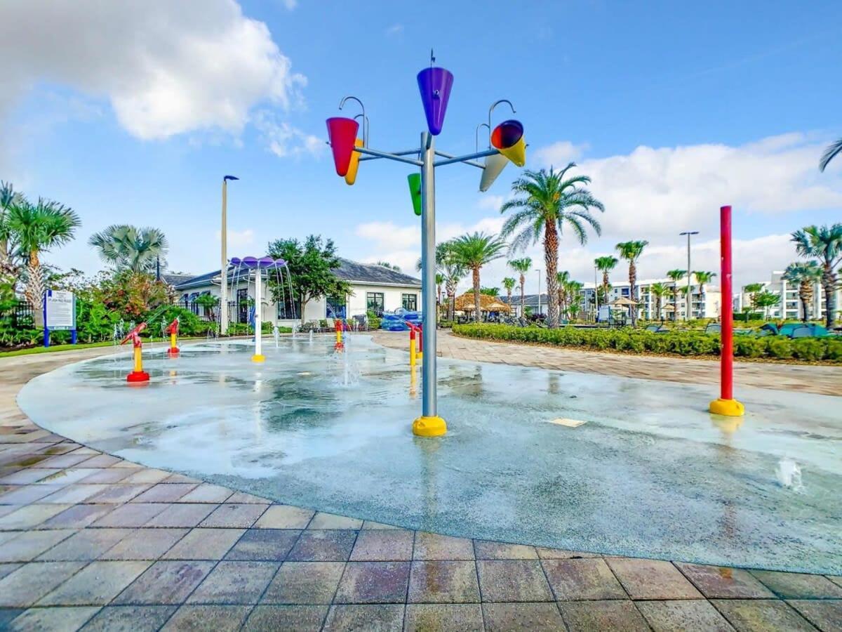 Gorgeous 2Br Lakeview Condo With Waterpark Kissimmee Bagian luar foto