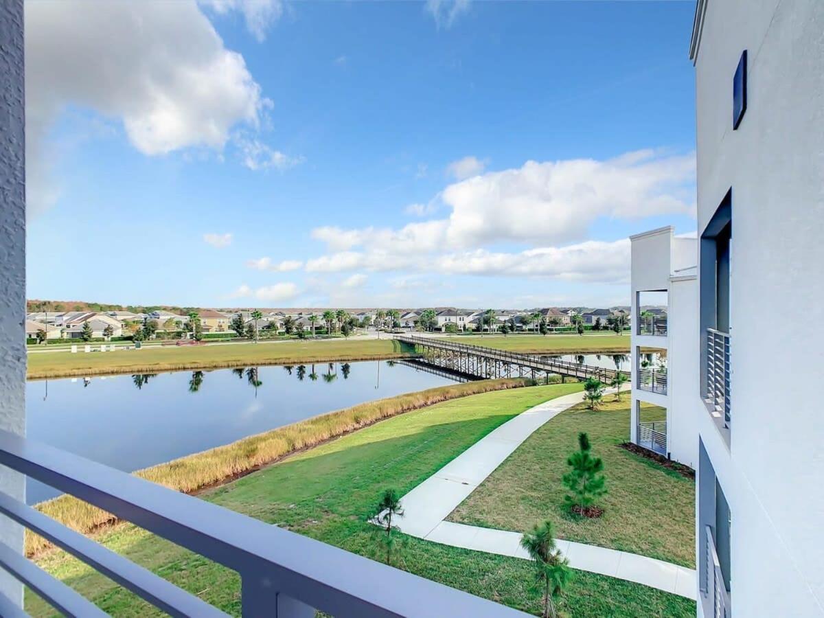 Gorgeous 2Br Lakeview Condo With Waterpark Kissimmee Bagian luar foto
